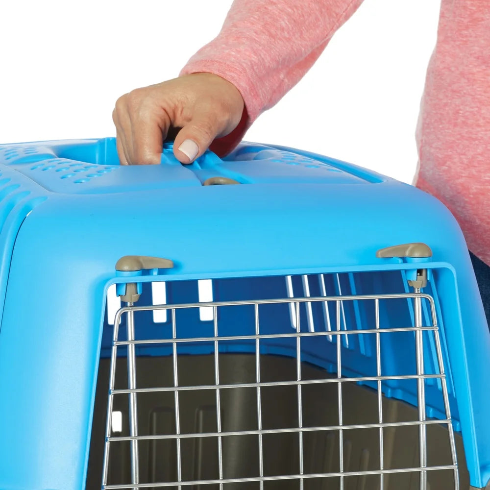 Portable Pet Carrier For Easy Travel and Vet Visits